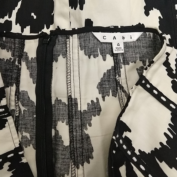 CAbi 4 Abstract Floral A-Line Cotton Skirt - Picture 3 of 5